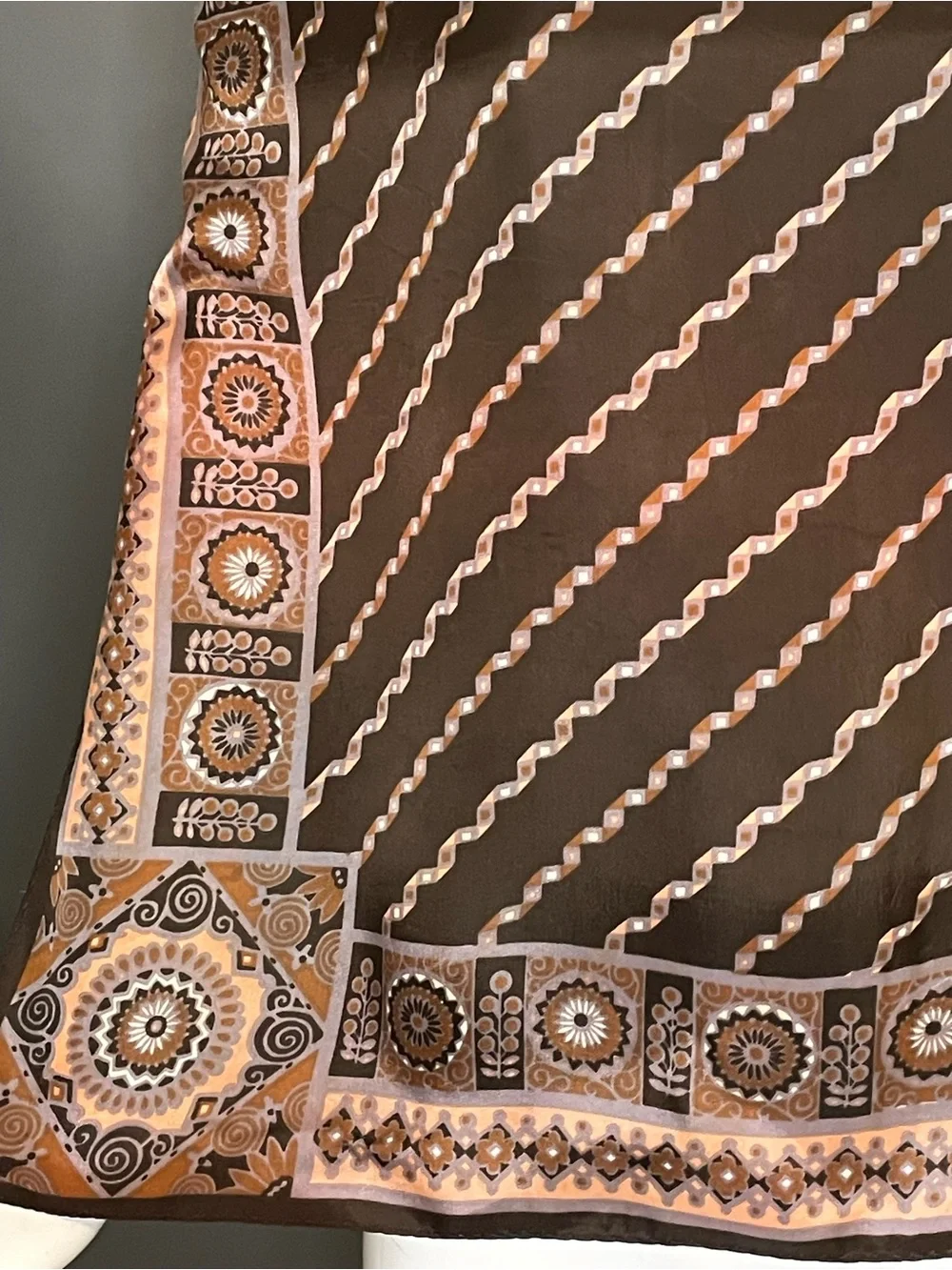 Fun Vintage Salmon Pink Boho Print Scarf 23 In Sq Excellent Condition